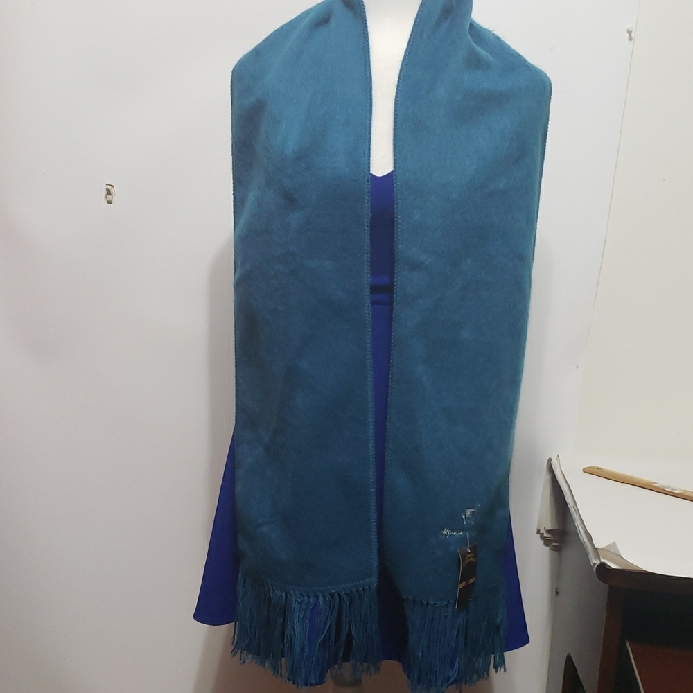 ALPACA CAMARGO Blue Fringed Shawl‎ Scraf
